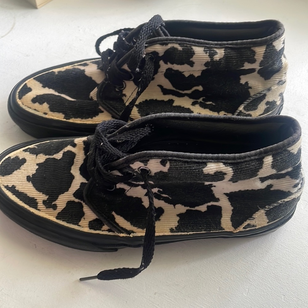 Limited addition original corduroy cow print vans